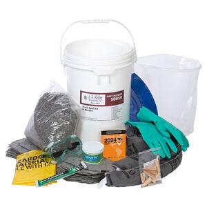Truck Spill Kit in Bucket - Universal